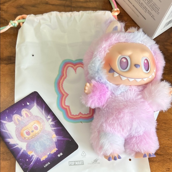 Authentic Pop Mart Big Into Energy The Monsters Luck- New Unboxed - Picture 9 of 11